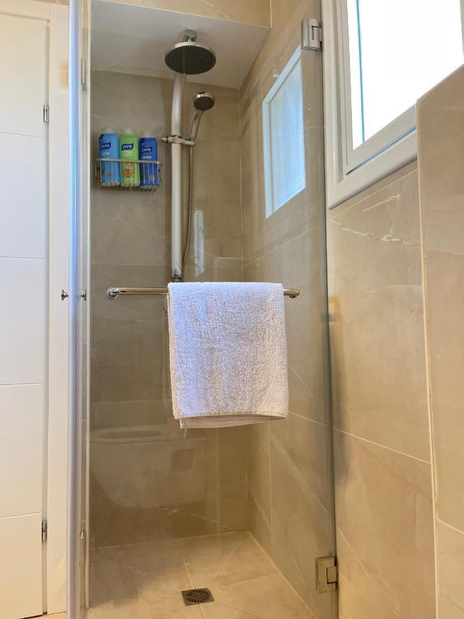 OnTheSea Bat Yam Apartment Bagian luar foto