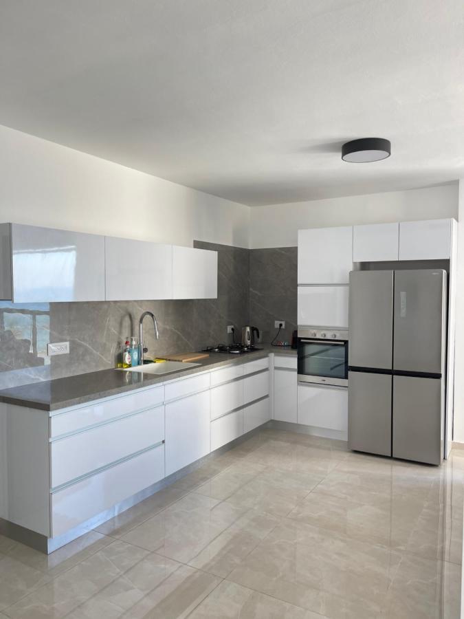OnTheSea Bat Yam Apartment Bagian luar foto