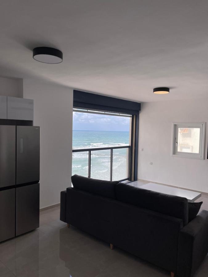 OnTheSea Bat Yam Apartment Bagian luar foto